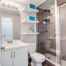 Bild: Ein kleines Badezimmer (3 - 6 m²)